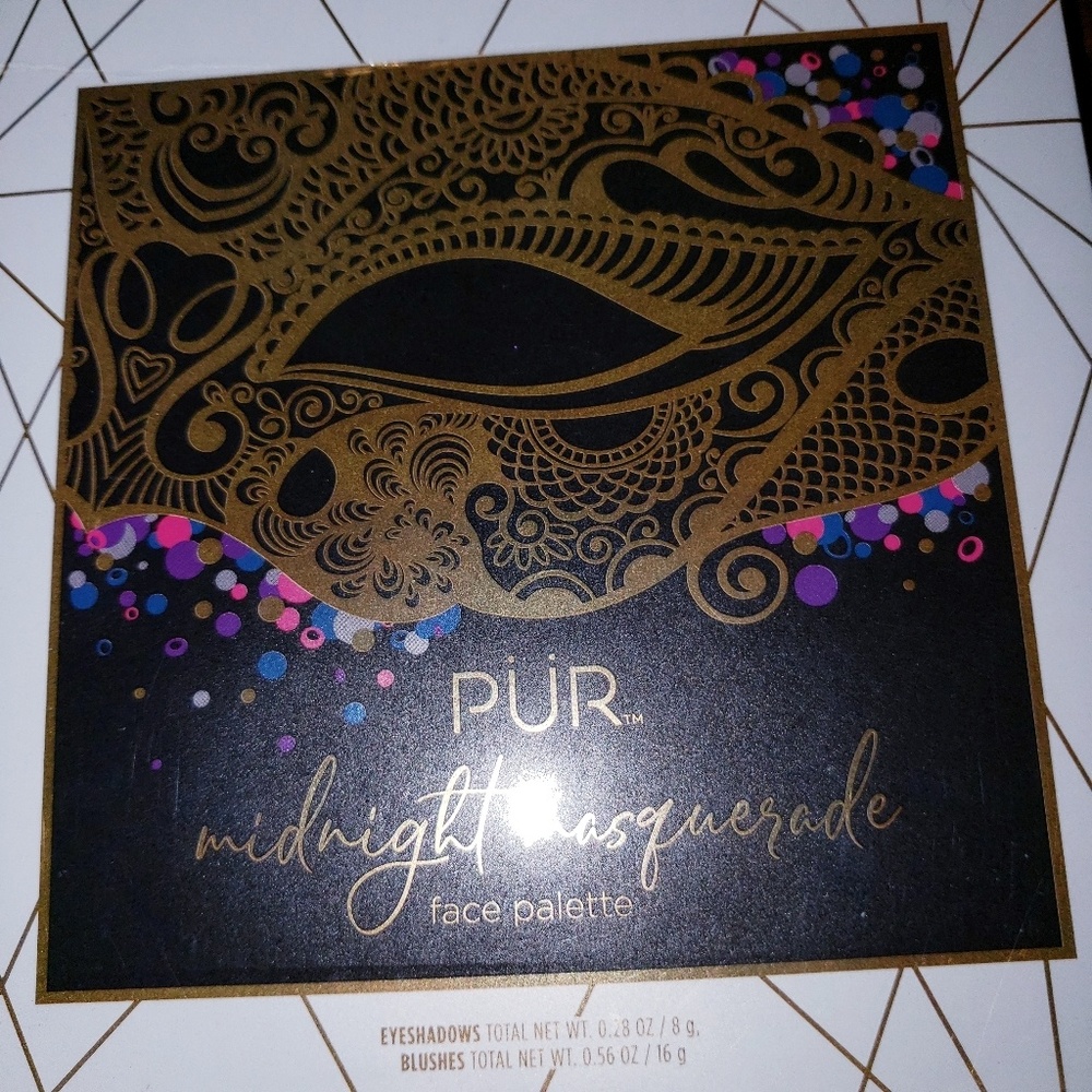 PÜR Midnight Masquerade Face Pallet
